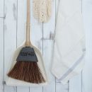 Apr.15.2018 ベランダ仕事のおともに!セリア「シダホーキ」をリメイクしてみました♪